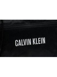 Τσάντα Calvin Klein - Χιαστί - Μαύρη με logo - Αδιάβροχη