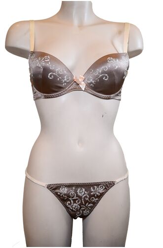 Σετ Σουτιέν Free Voogue & String - Σατέν Καφέ - Σχέδιο - C cup